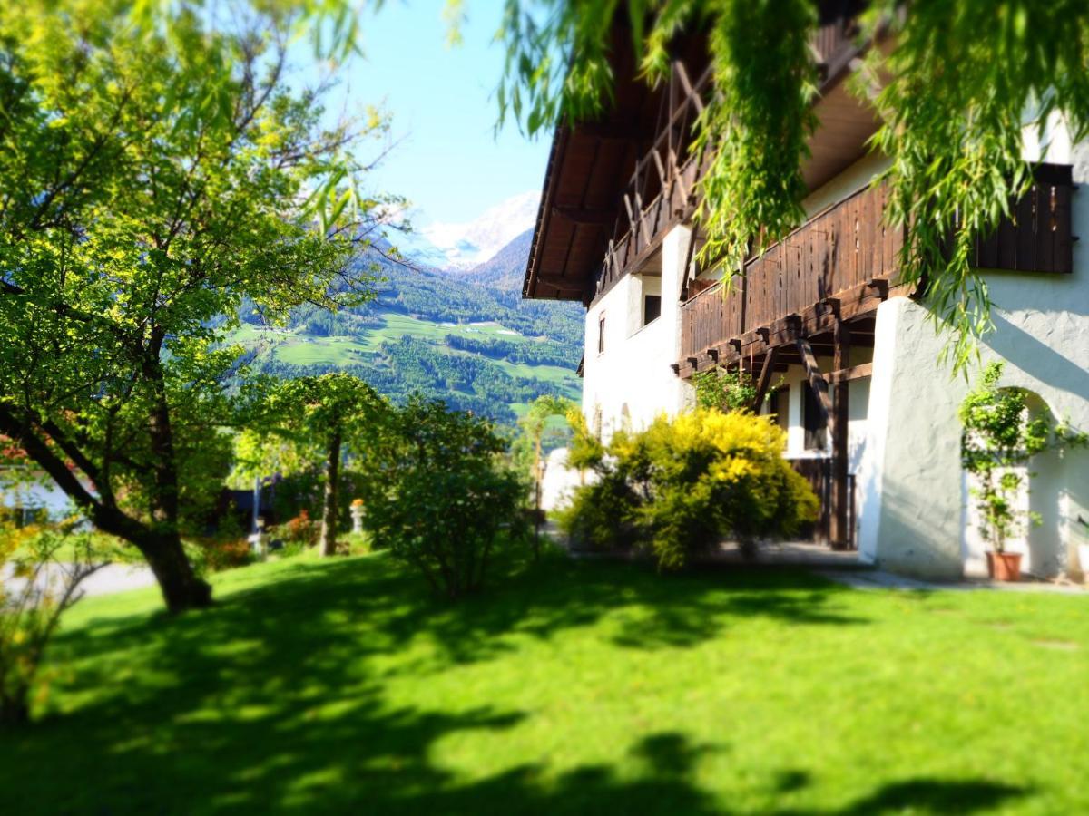 Feldgaertenhof Hotel Silandro Exterior photo